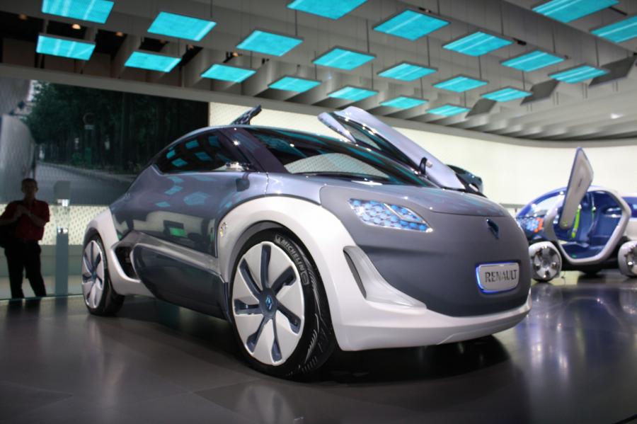  Renault ZOE Z.E. Concept 2009 года  (фото 39 из 95)